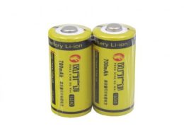باتری لیتیوم یون 3.7v سایز 16340 700mAh مارک FXHW شیرینگ دوتایی