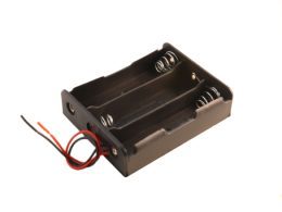 جاباتری سه تایی باتری های لیتیوم یون 3.7V سایز 18650
