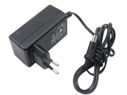آداپتور 12 ولت 2.5 آمپر دیواری 12V-2.5A مارک FlyPower