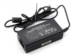 آداپتور9 ولت 5 آمپر بین راهی 9V-5A مارک Powertron