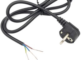 کابل برق کامپیوتری تعمیری 1.5متری مشکی ارت دار 3x0.75mm