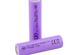 باتری لیتیوم یون 3.7v سایز 18650 سرتخت 2000mAh ضریب جریان 10C