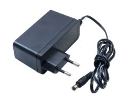 آداپتور 12 ولت 3 آمپر دیواری 12V-3A مرغوب
